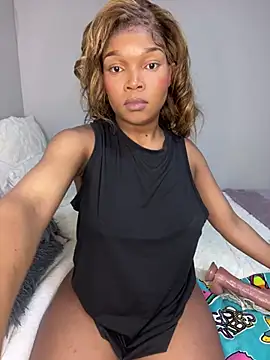 baddestass22 (F young) - It’s my birthday month lovers☺️❤️