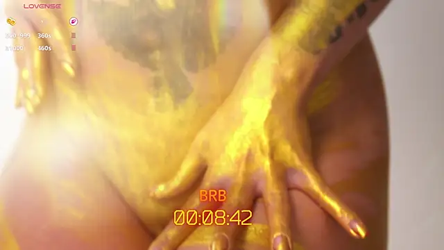 Lady--M live cam on StripChat