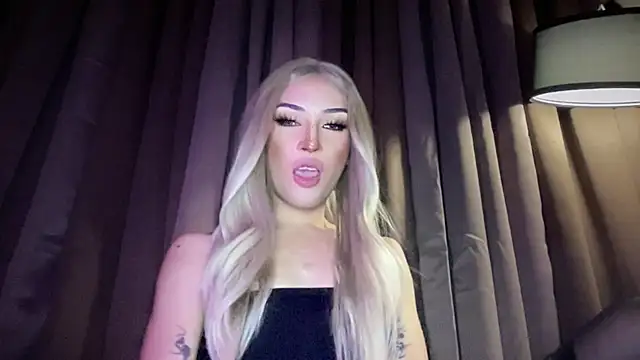 Alicegreenexx live webcam show