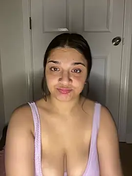 treasurebabii live webcam show