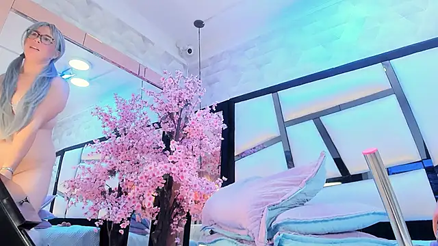 TessaCooper1 webcam
