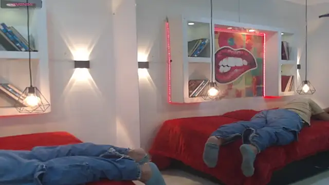 dominantboy4 (M twink) - cum show