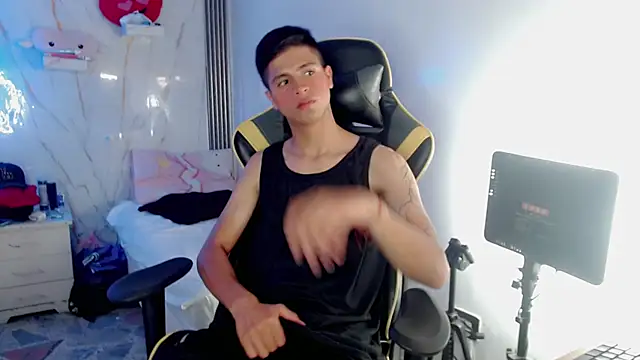 ascii_one (M twink) - SHOW CUMMM EXPLOSIVE
