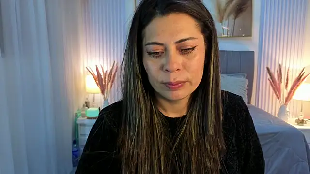 _lara1 webcam