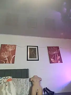 CristalRays live webcam show