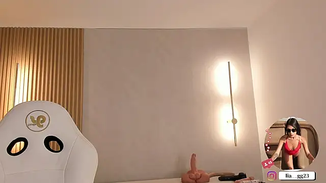 liah_cleir webcam