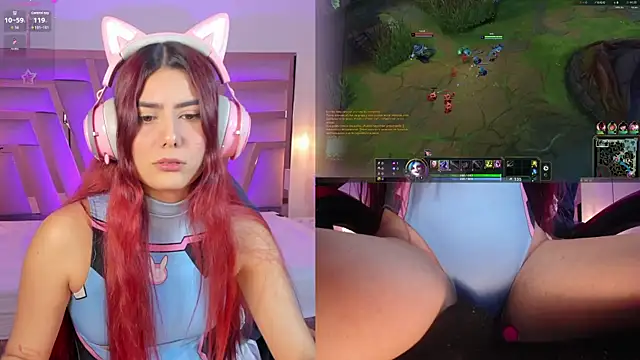 LiaGames live webcam show