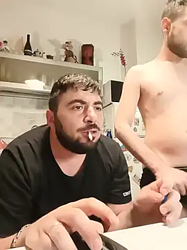 bear_skinny webcam