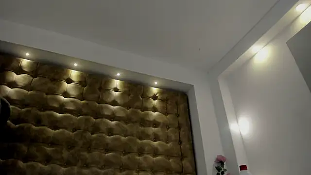violet_giraldo webcam