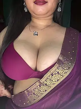 Naughty_pooja44 live webcam show