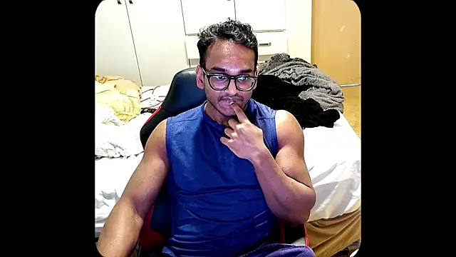 Theothermofo1 live cam on StripChat