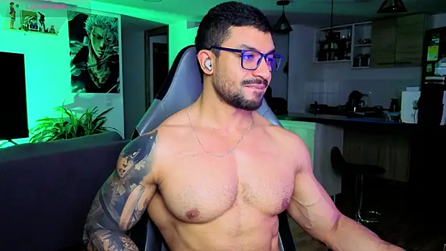 Michael_Diamond live cam on StripChat