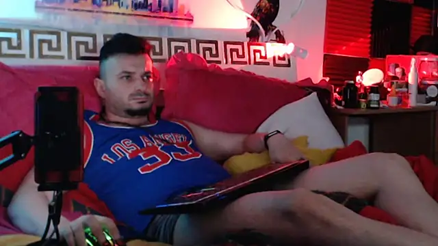 Hugec0ck007 webcam