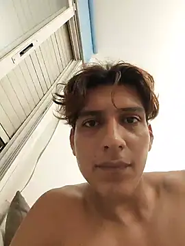 juanjocasador live cam on StripChat