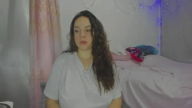 harleynapier - HARLEYNAPIER's free webcam - UK Sex Cams