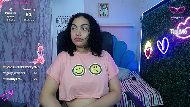 valeria_martinez19 - Valeria_martinez19's free webcam - UK Sex Cams