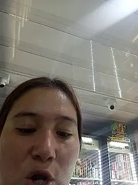 Brittany_G live cam on StripChat