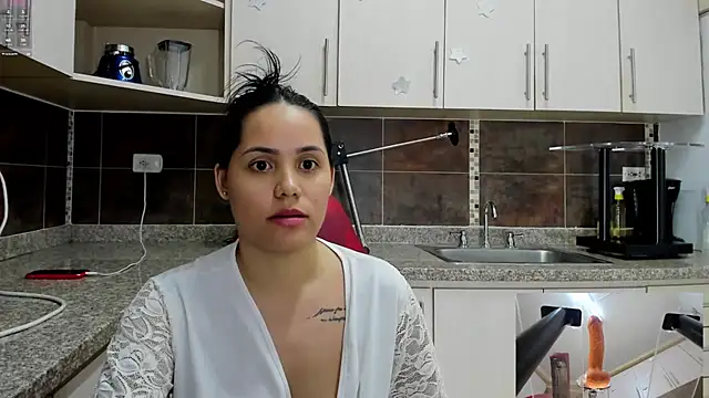 Katy_Jhomson live cam on StripChat