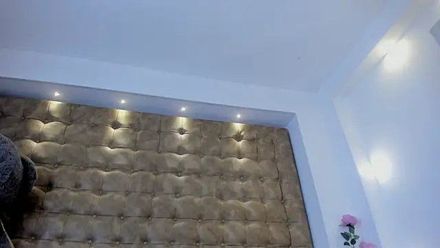 violet_giraldo webcam
