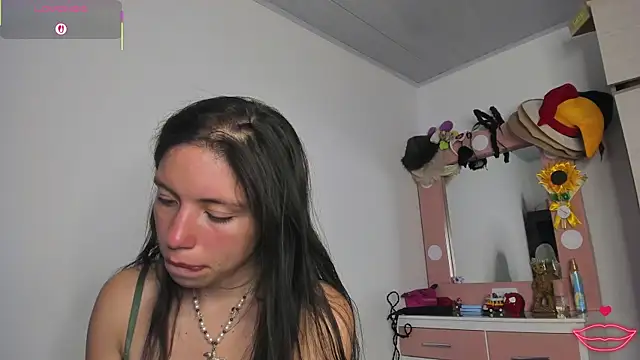 katty_snow live cam on StripChat