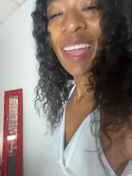 SweetCheeksXXX live cam