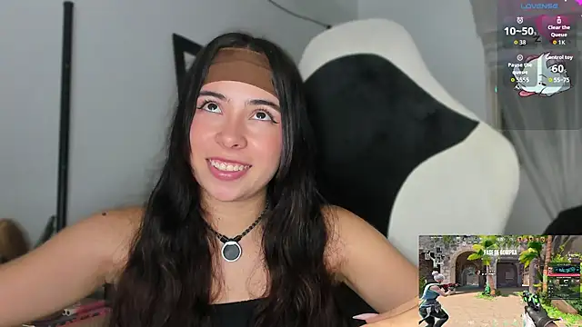 aishellyng20_ live cam on StripChat