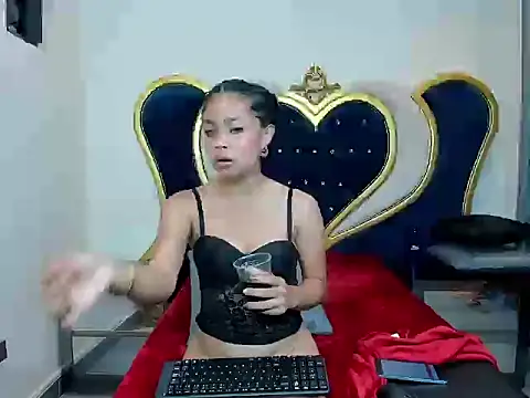 LorenaVarga webcam