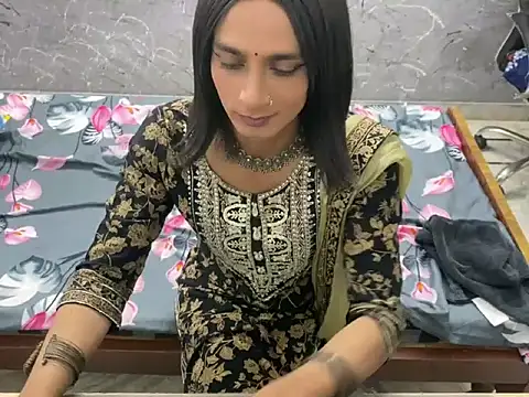 LuvLayla