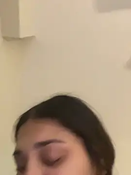treasurebabii live webcam show
