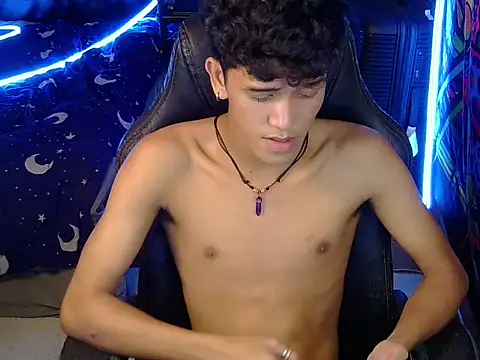 hugekenbigcock webcam