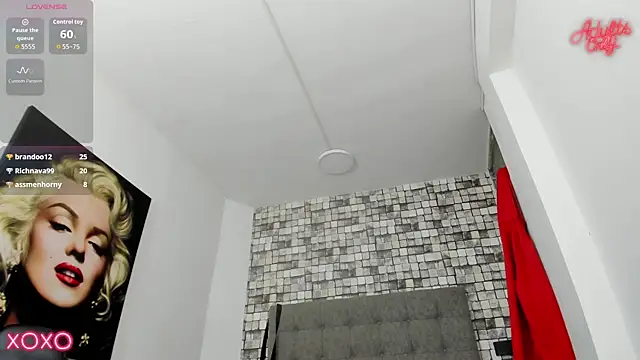 Juan_123__ webcam