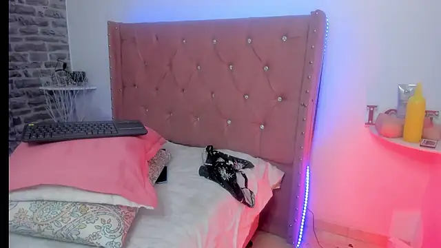 loverisu-coral webcam