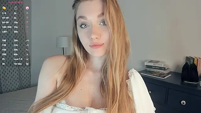 ThanhBuerger live cam on StripChat