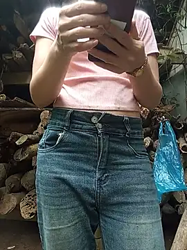 Heryy_xx live cam on StripChat