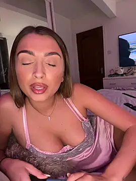 ellariverss webcam