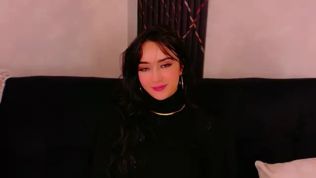 EmmyEvans1 live cam on StripChat