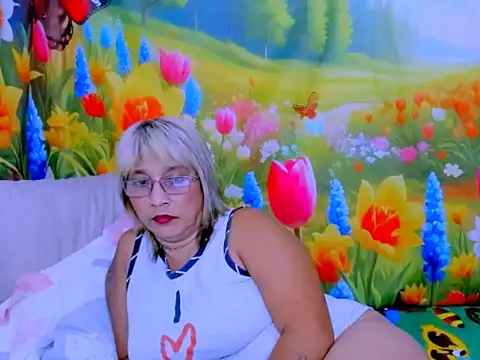 indianroxy webcam
