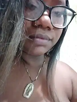 EmmilyRosee webcam