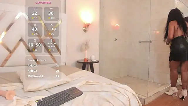 Sky_Collins_ webcam