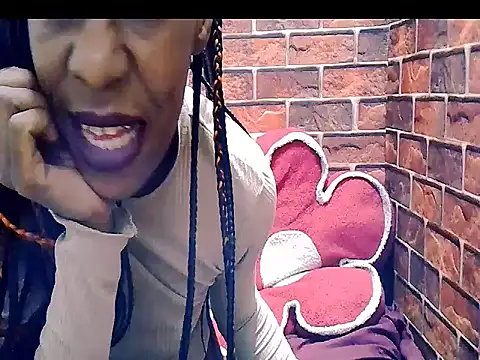 Ebony_sweetpeach webcam