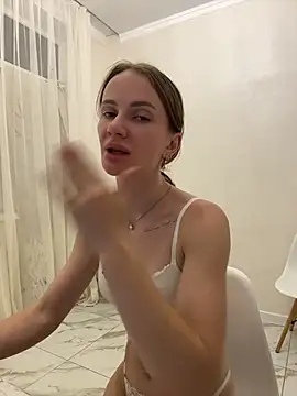 AinyrVixxen live webcam show