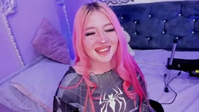 LavaGrirl live webcam show