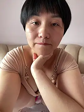 yin25678 live webcam show
