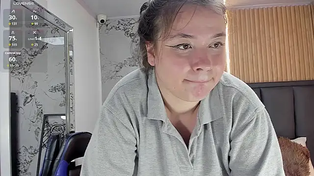 Maya_johnson2 webcam