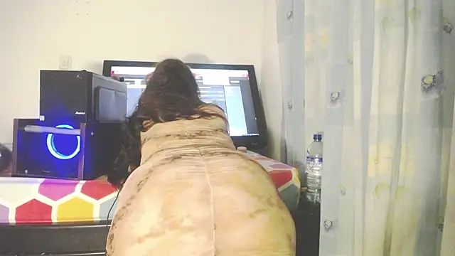 eolicasex live sex cam