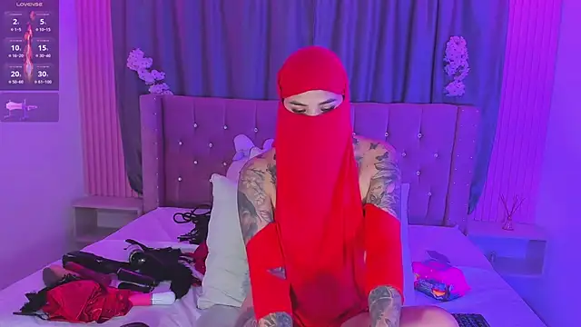 Nayla-Mouna webcam
