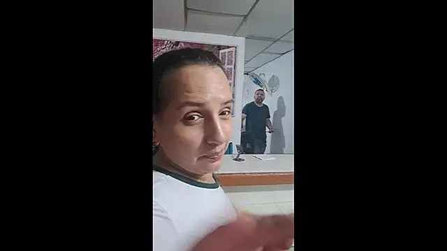 SwettAngy webcam