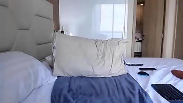 sex2 - Sex2's free webcam