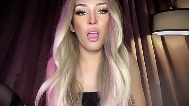 Alicegreenexx webcam
