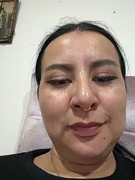 Abril_Luv webcam